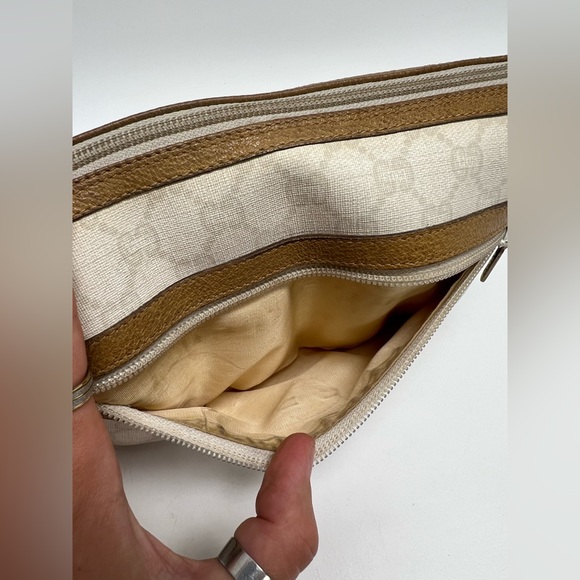 Gucci plus clutch - Picture 9 of 11